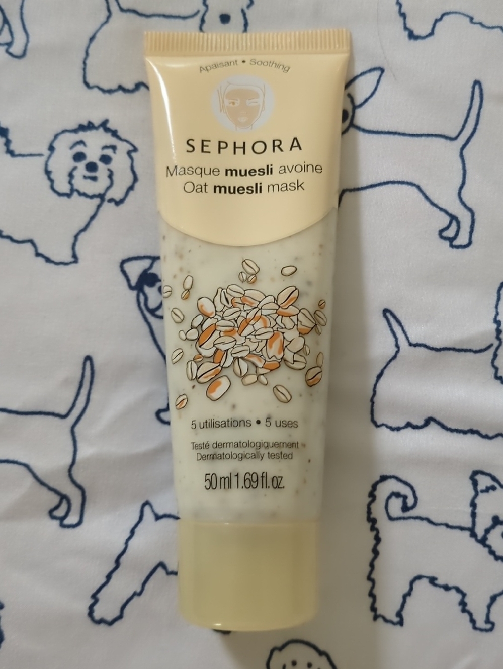 Sephora Oat Muesli Mask in Pale Yellow and Cream
